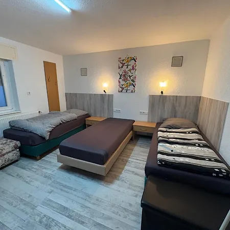 H 14 Fuer Bis 8 Personen Monteurwohnung