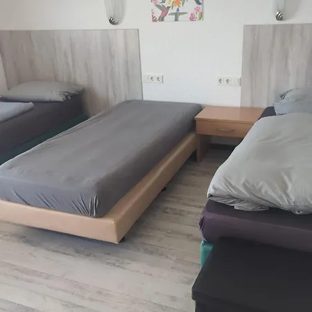 H 14 Fuer Bis 8 Personen Monteurwohnung Appartement Gusenburg