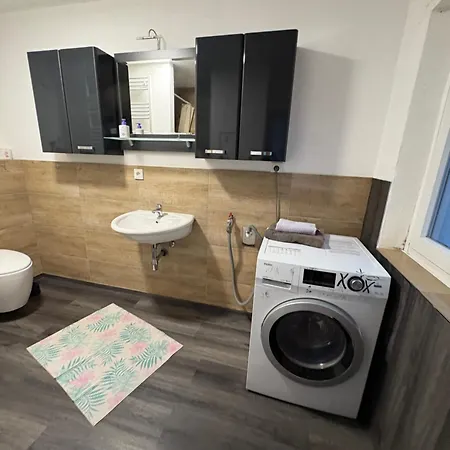 Appartement H 14 Fuer Bis 8 Personen Monteurwohnung Gusenburg