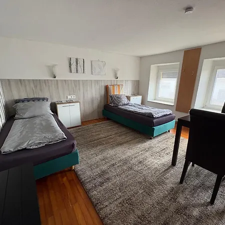 Appartement H 14 Fuer Bis 8 Personen Monteurwohnung