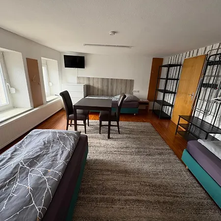 H 14 Fuer Bis 8 Personen Monteurwohnung Appartement Gusenburg