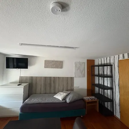 H 14 Fuer Bis 8 Personen Monteurwohnung Appartement