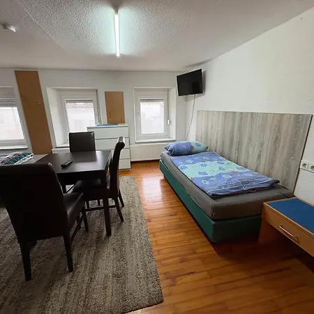 H 14 Fuer Bis 8 Personen Monteurwohnung Appartement Gusenburg