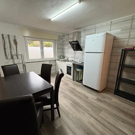 Appartement H 14 Fuer Bis 8 Personen Monteurwohnung *