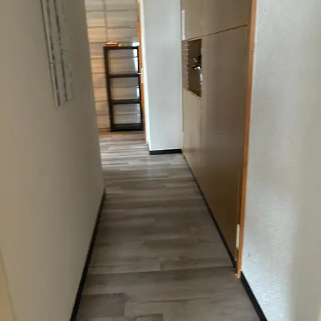 Appartement H 14 Fuer Bis 8 Personen Monteurwohnung *