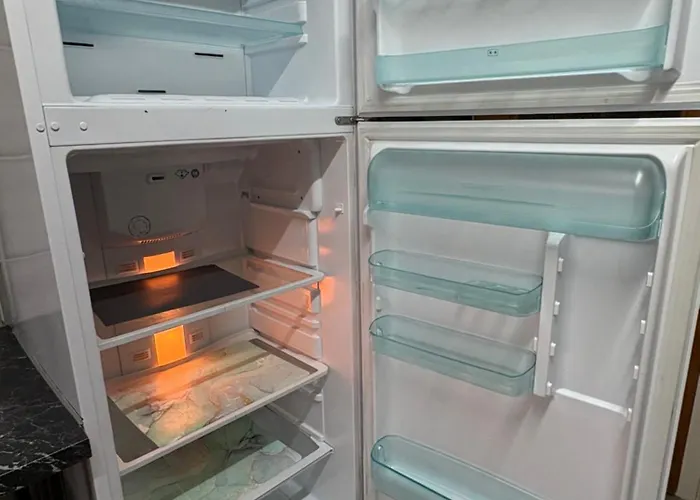 H 14 Für Bis 8 Personen Monteurwohnung * Gusenburg